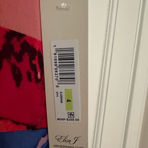 Eliza J Chiffon Floral full length dress with tie back. - Picture 3 of 3